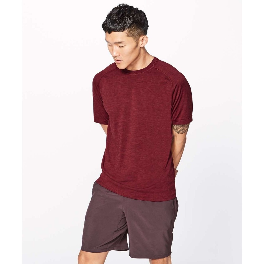 Lululemon Metal Vent Shirt Mens Medium Caliente/Deep Rouge Tech Short Sleeve Gym